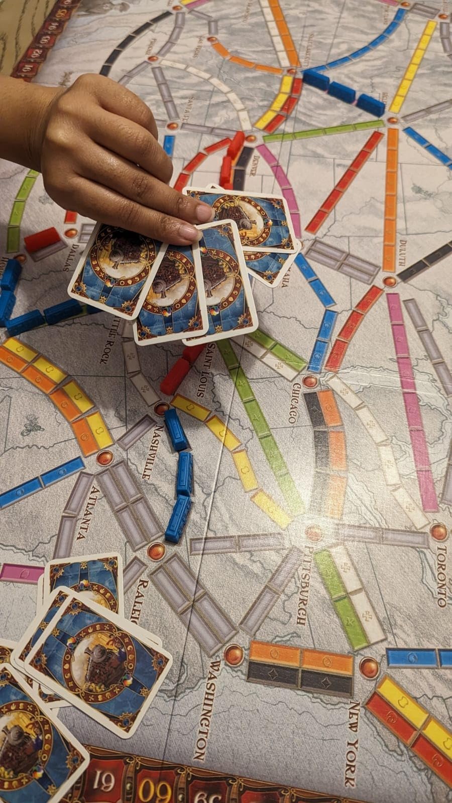 Ticket to Ride Board Game - A Cross-Country Train Adventure for Friends and Family! Strategy Game for Kids & Adults, Ages 8+, 2-5 Players, 30-60 Minute Playtime, Made by Days of Wonder customer photo 2
