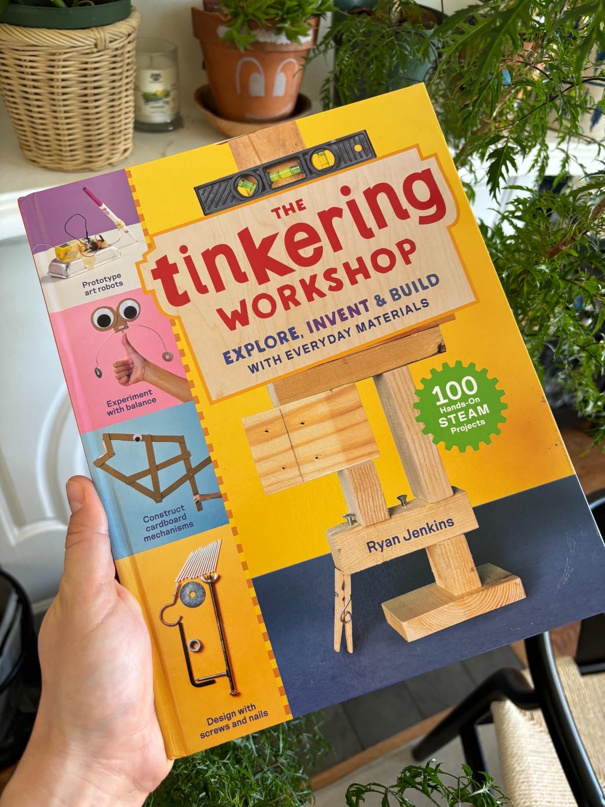 The Tinkering Workshop: Explore, Invent & Build with Everyday Materials; 100 Hands-On STEAM Projects customer photo 2