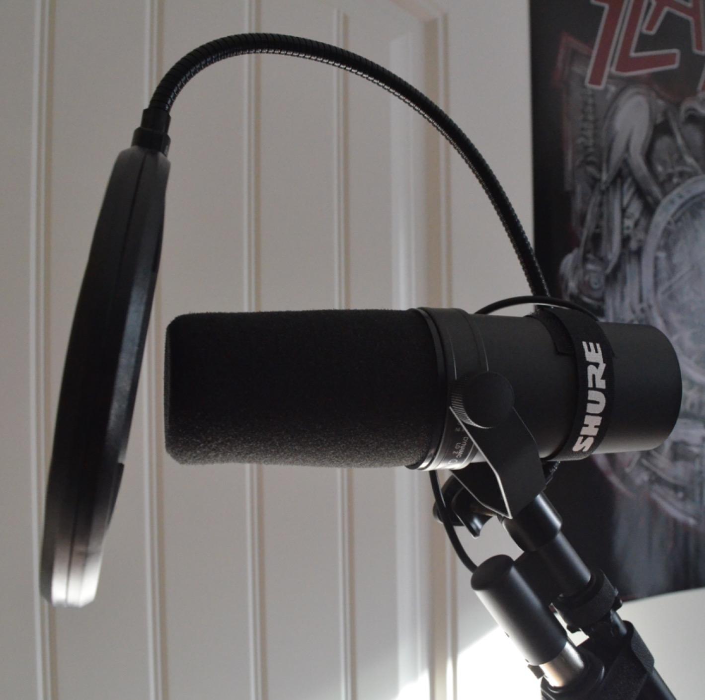 Shure SM7B Dynamic Vocal Microphone for Podcasting & Streaming customer photo 1