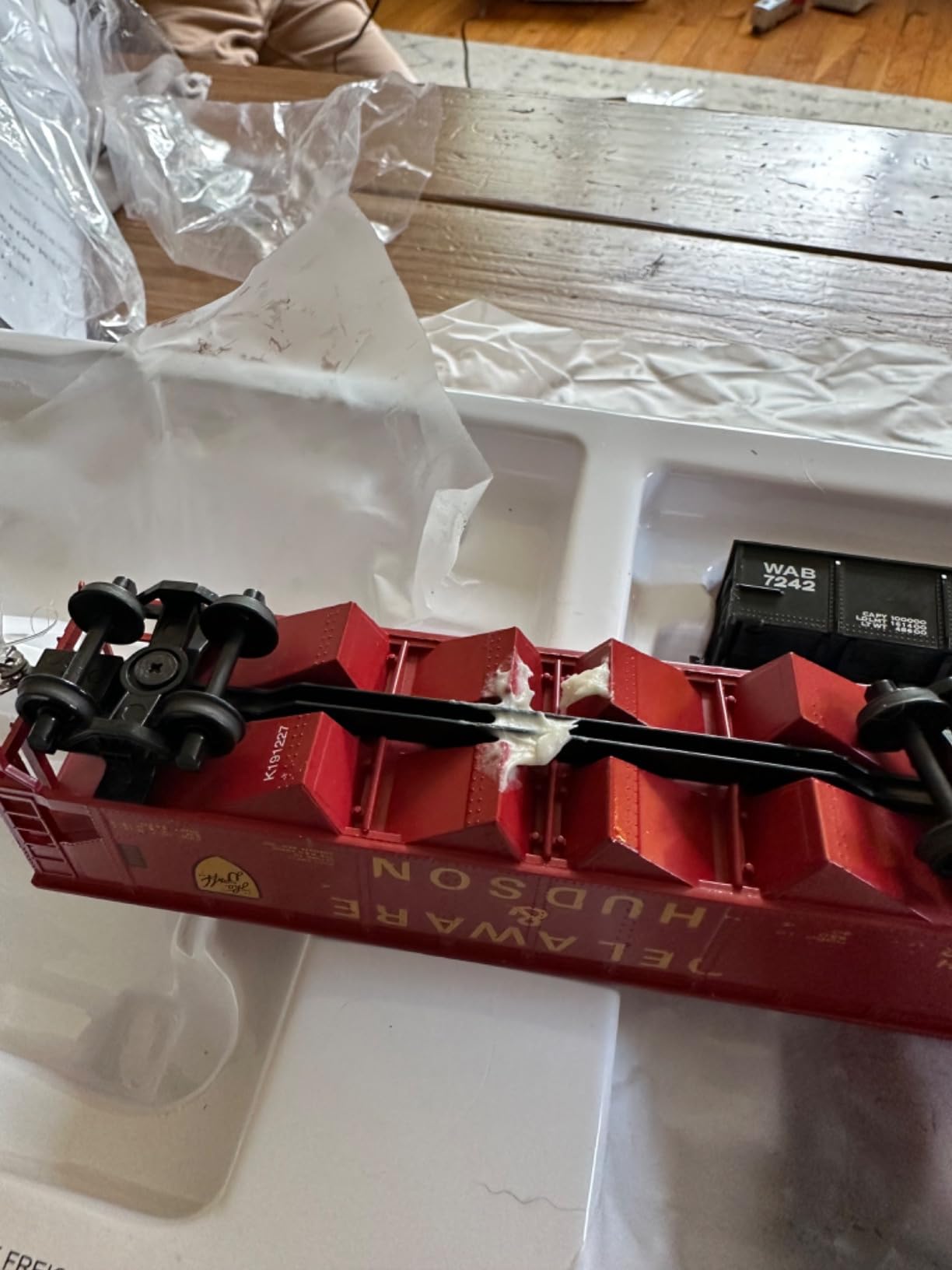 Bachmann Trains - Santa Fe Flyer Ready To Run Electric Train Set - HO Scale customer photo 2