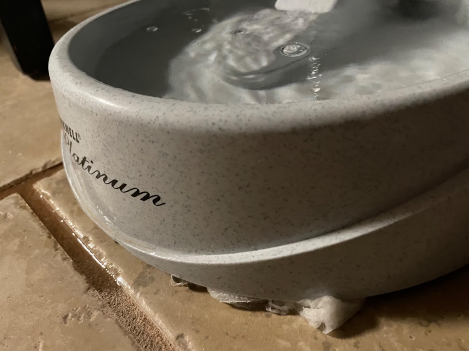 PetSafe Drinkwell Platinum Cat Water Fountain, 168 oz/5L, Grey customer photo 2