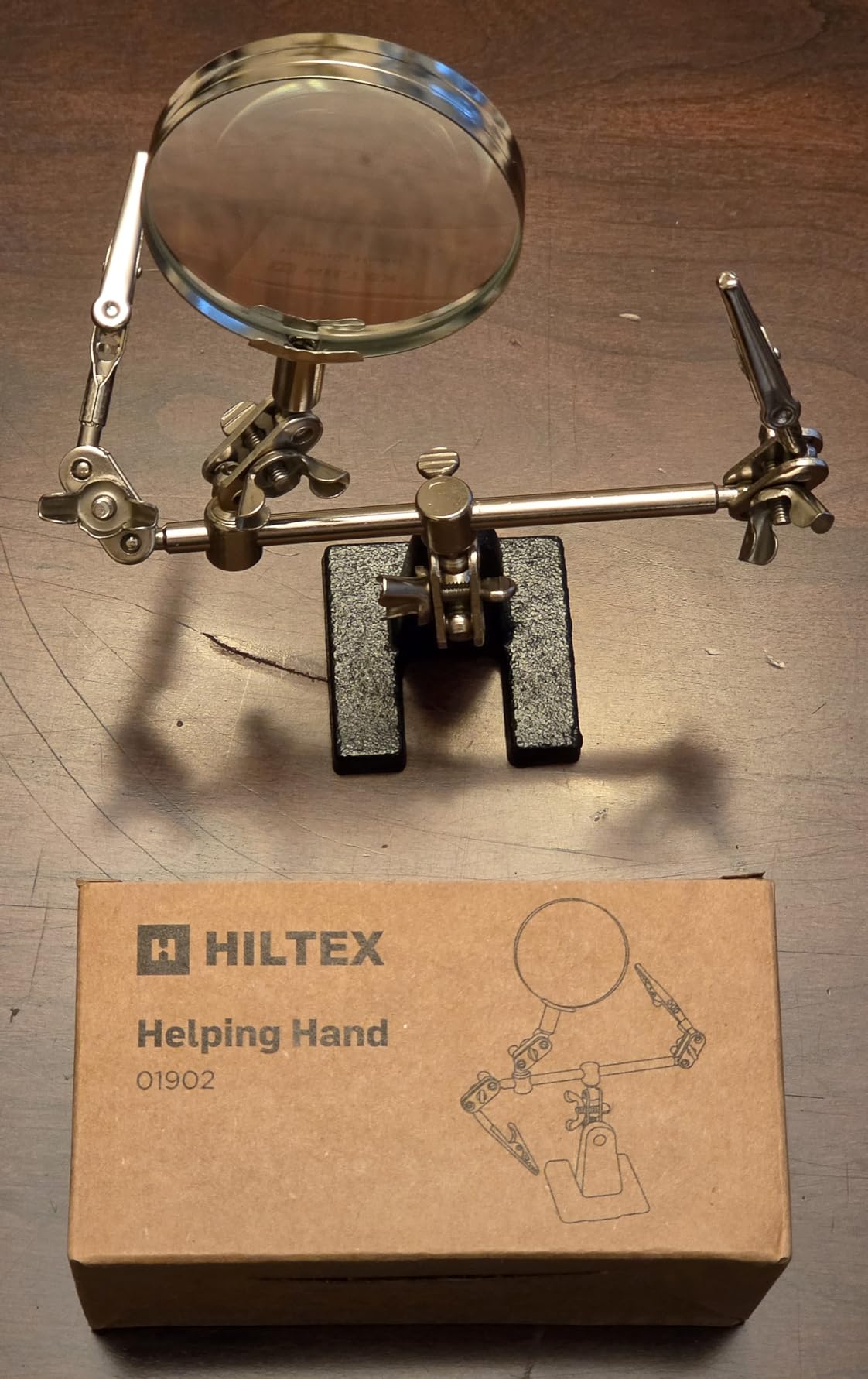 NEIKO 01902 Adjustable Helping Hand with Magnifying Glass, Third Hand Solder Aid, Soldering Wire Station Stand with Dual Alligator Clips and a Heavy Base, Beading & Jewelry Making Tools, Solder Holder customer photo 2