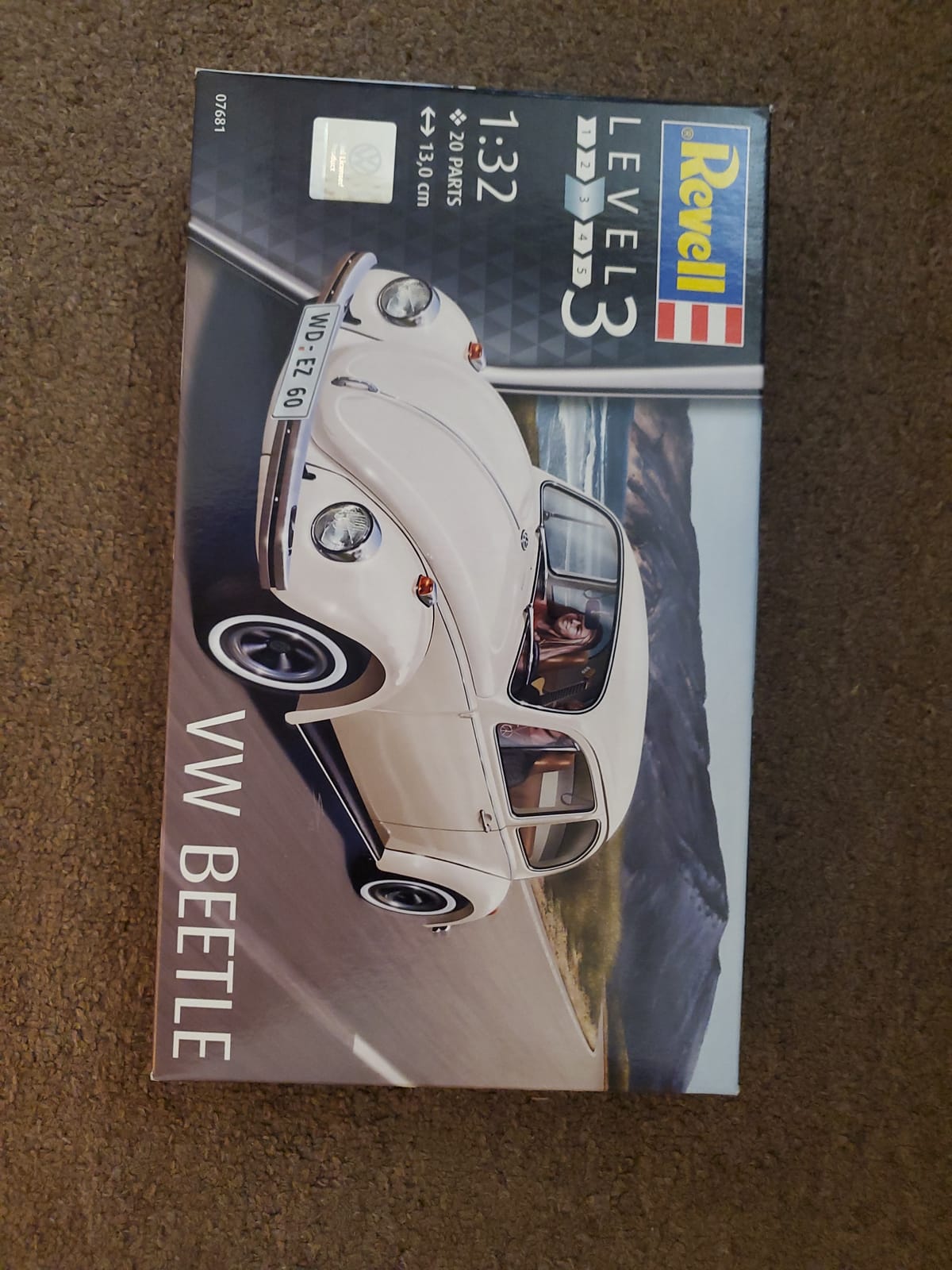 Tamiya 24136 1/24 Volkswagen 1300 Beetle 1966 Plastic Model Kit customer photo 2