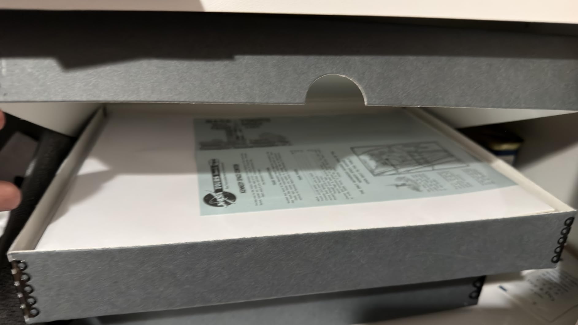 Lineco Clamshell Archival Storage Box, 11x14x1.75 Inch, Black customer photo 2