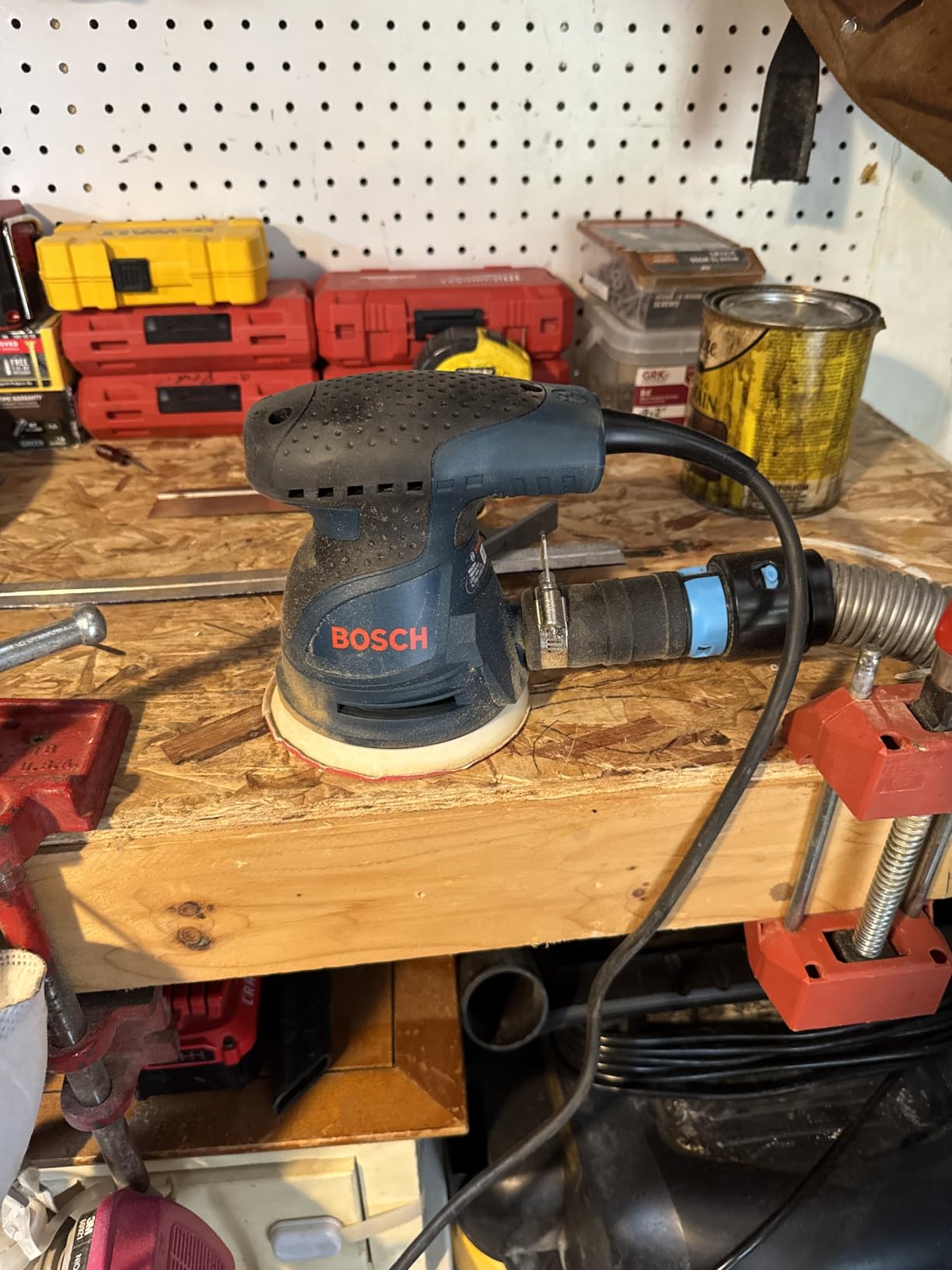 BOSCH ROS20VSC Palm Sander with Vacuum Dust Collector, 2.5 Amp 5 Inch Corded Variable Speed Random Orbital Sander customer photo 2