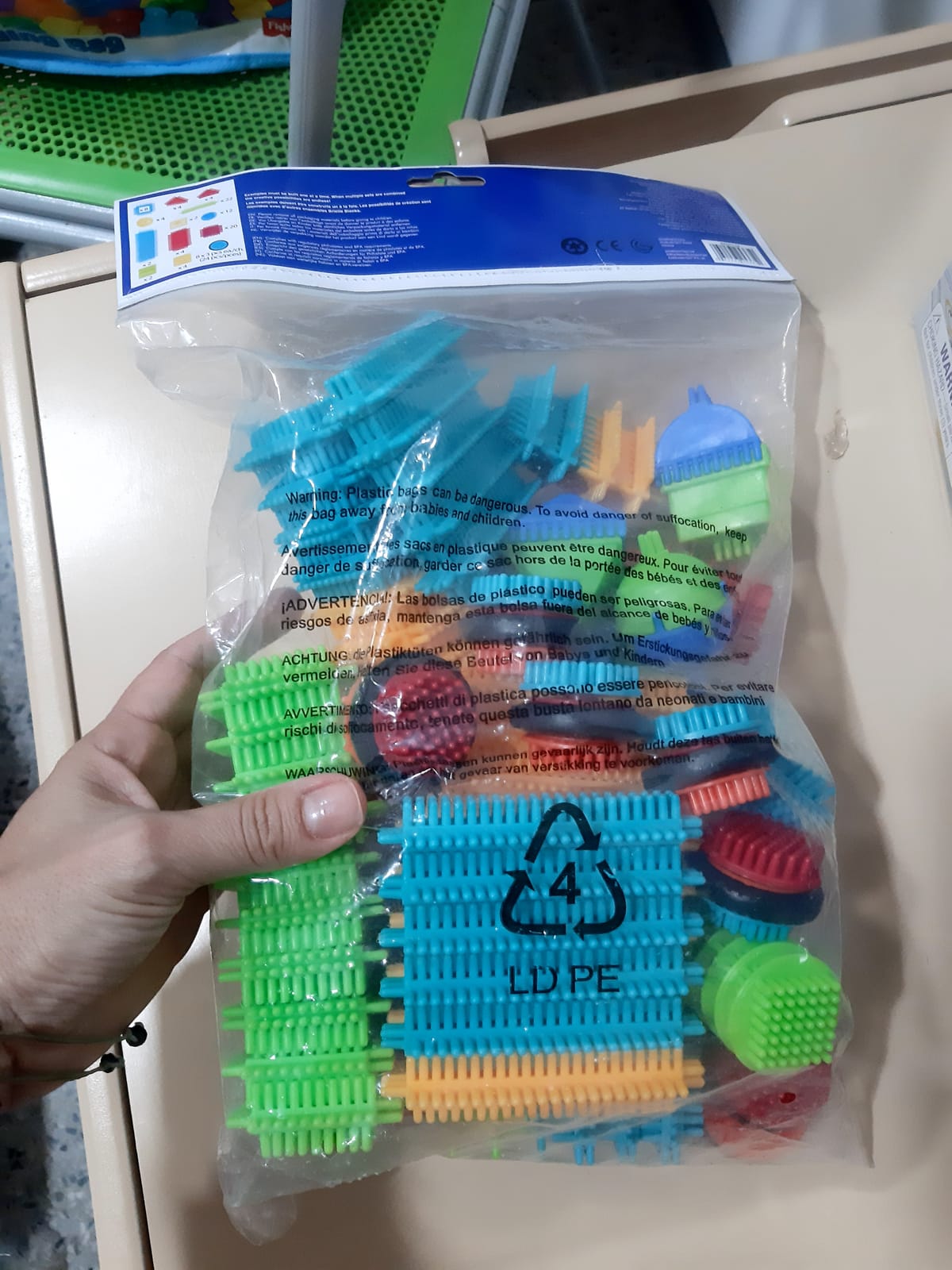 Battat Bristle Blocks Basic Builder Set, 112-Piece Building Blocks, Playset | Interlocking building blocks with soft bristles, assorted sizes and colors, plus 8 wheels for motion play, Playset, 2+ Years customer photo 1