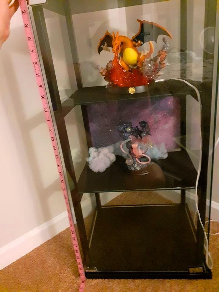 Coaster Home Furnishings Cyclamen 34-inch 3-Tier Clear Tempered Glass Curio Cabinet Display Case with Shelving Black 950179 customer photo 2