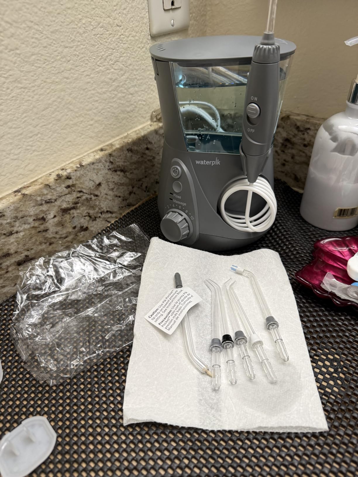 Waterpik Aquarius Countertop Water Flosser with 10 Settings, 7 Tips, White customer photo 1