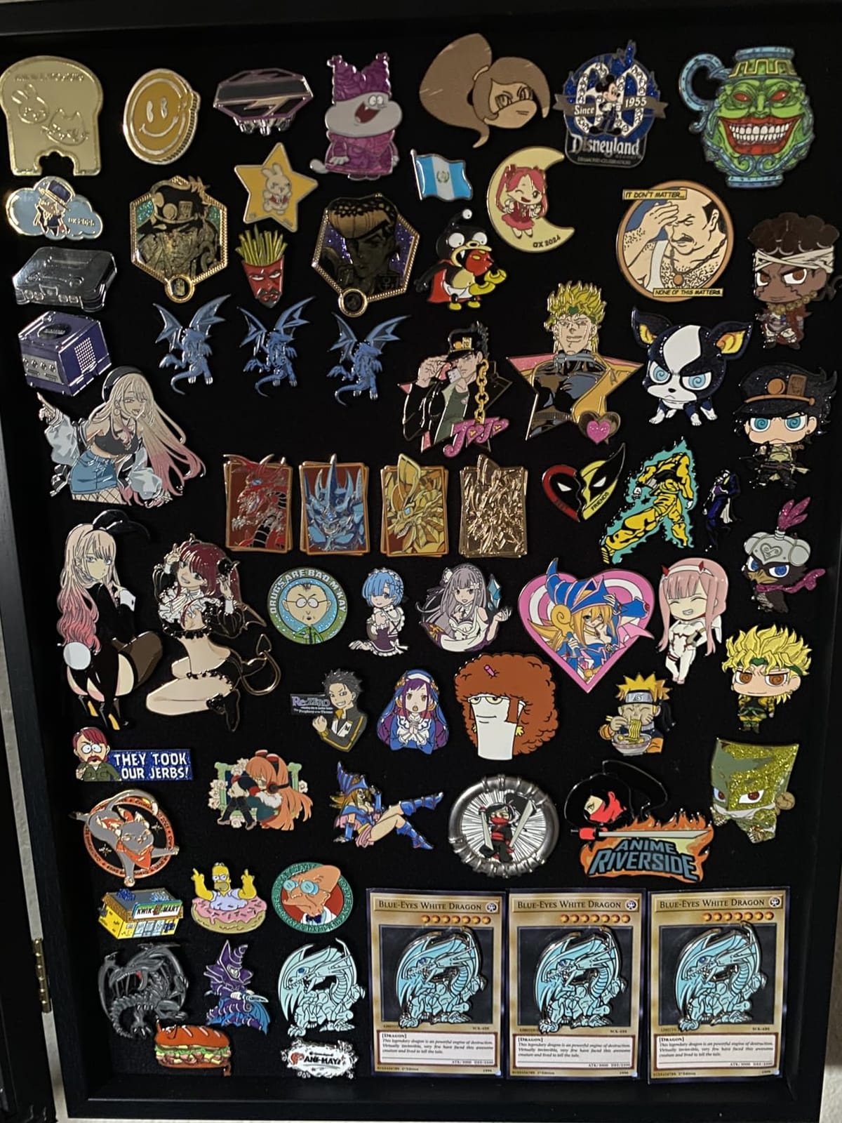 Large 19 X 14 Pin Display Case Medal Shadow Box with 98% UV Protection for Military Medals, Beach Tags, Jewelry Pins, Pin Gift, Insignia Ribbons Memorabilia Black Finish customer photo 2