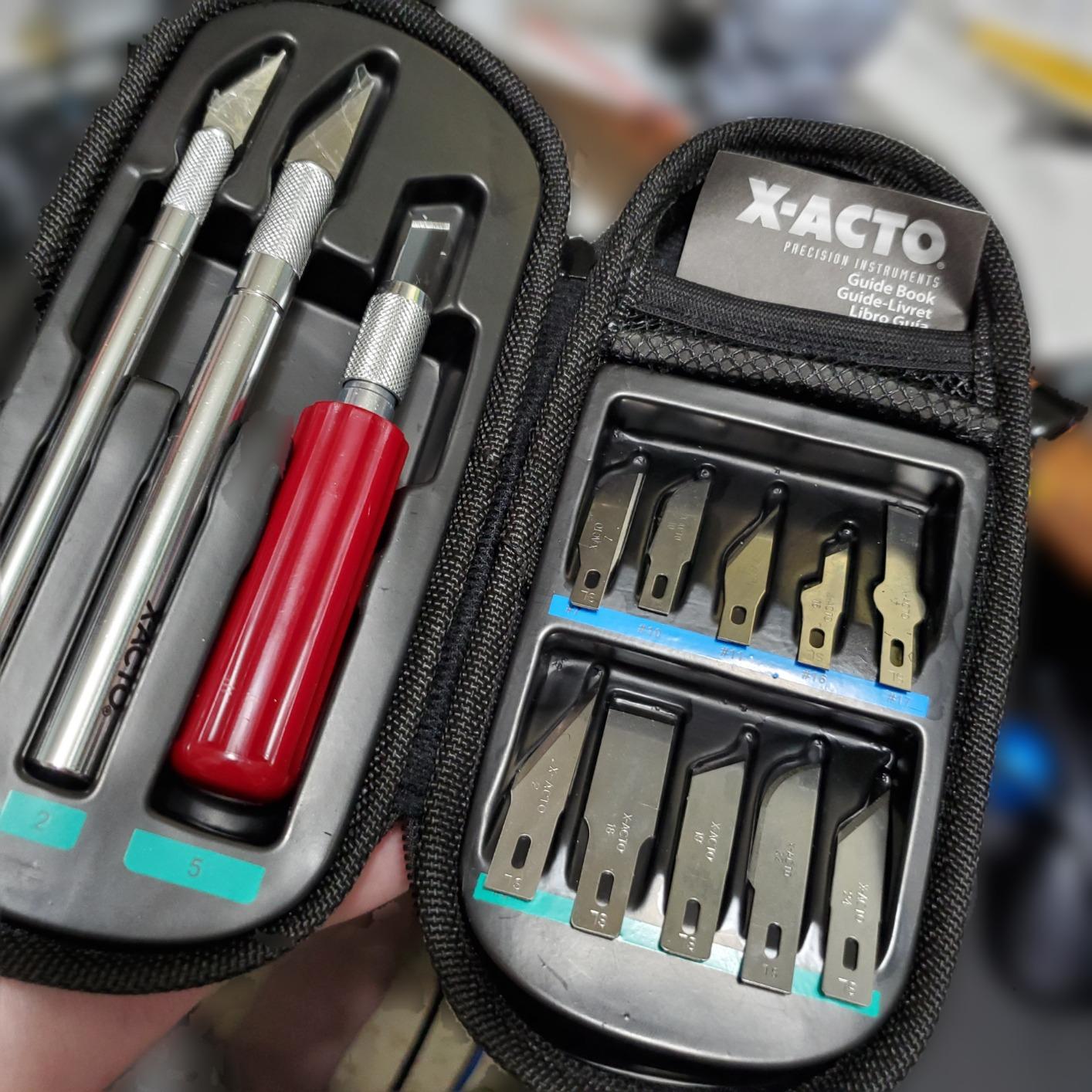 X-ACTO Compression Basic Knife Set, Includes 3 Knives, 13 Blades, Soft Carry Case, 17 Count - Crafting, Art Projects, Cutting Tools customer photo 2