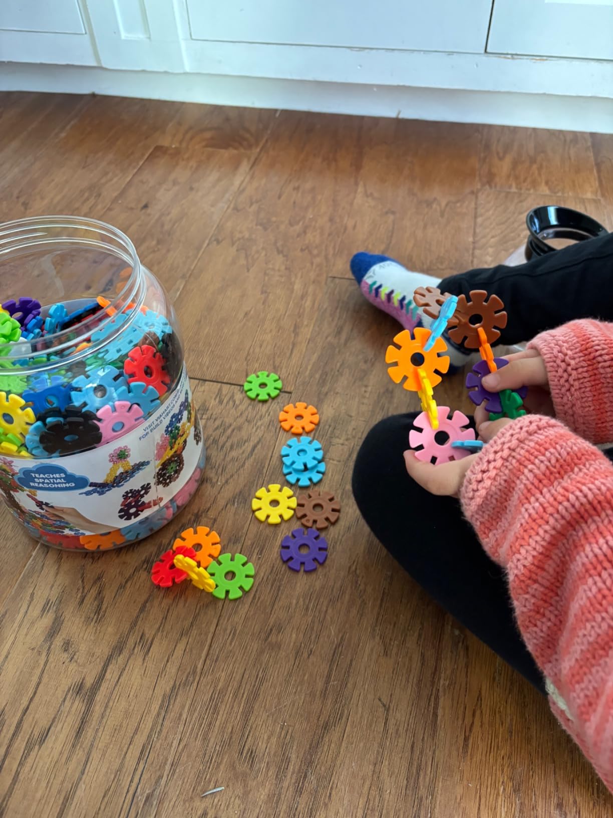Brain Flakes 500 Piece Set, Interlocking Plastic Disc Toy for Creative Building, Educational STEM Learning customer photo 2