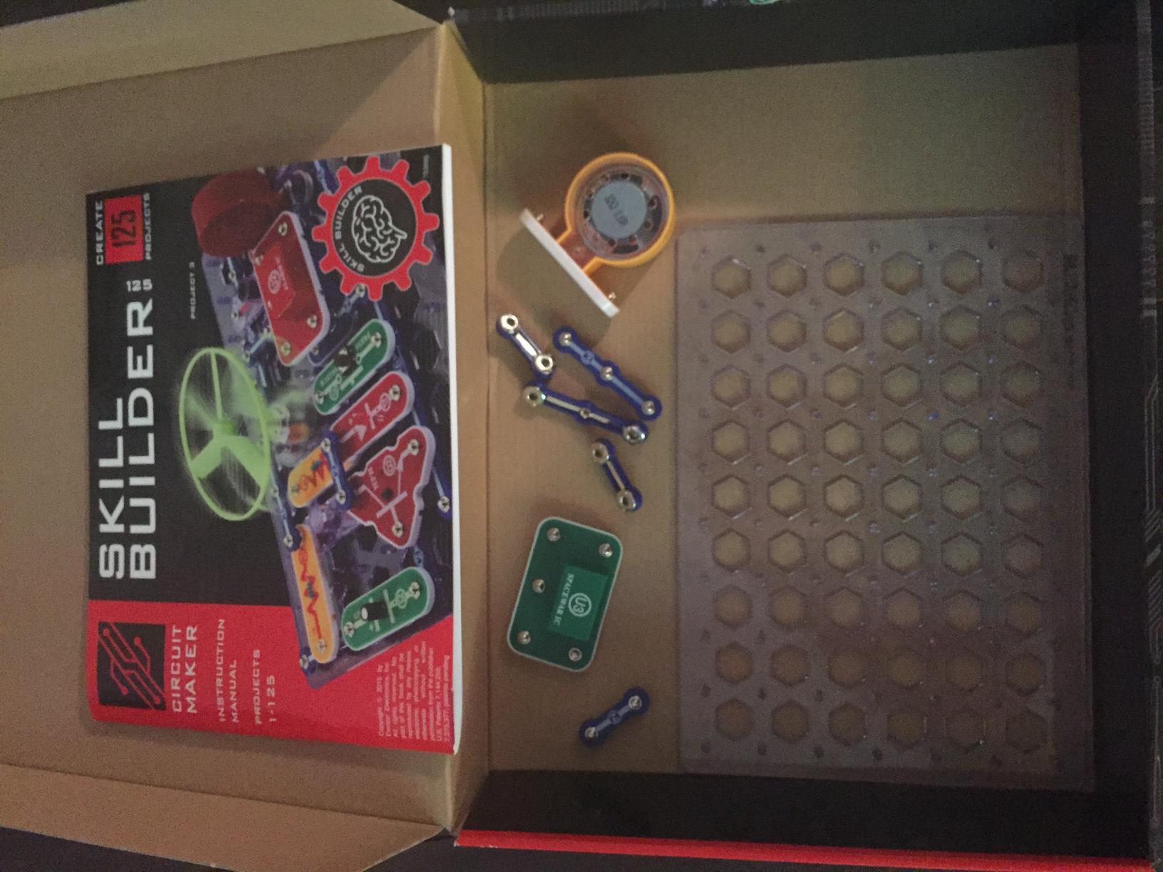 203 Electronics Exploration Kit | Over 200 STEM Projects | Full Color Project Manual | 42 Snap Modules | Unlimited Fun customer photo 2