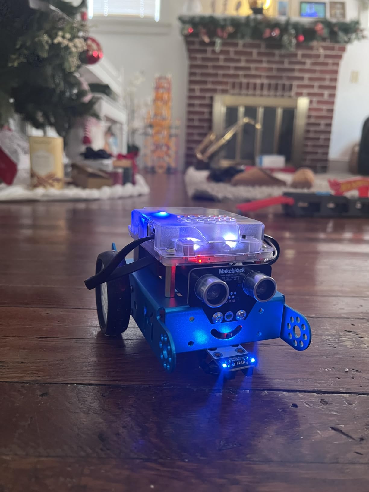 Makeblock mBot STEM Coding Toys Robotics for Kids Ages 8-12 | Learn to Code with Scratch & Arduino, STEM Robot Kits & Toys, Great Educational Building Robot Gift for Boys Girls 8+ customer photo 2