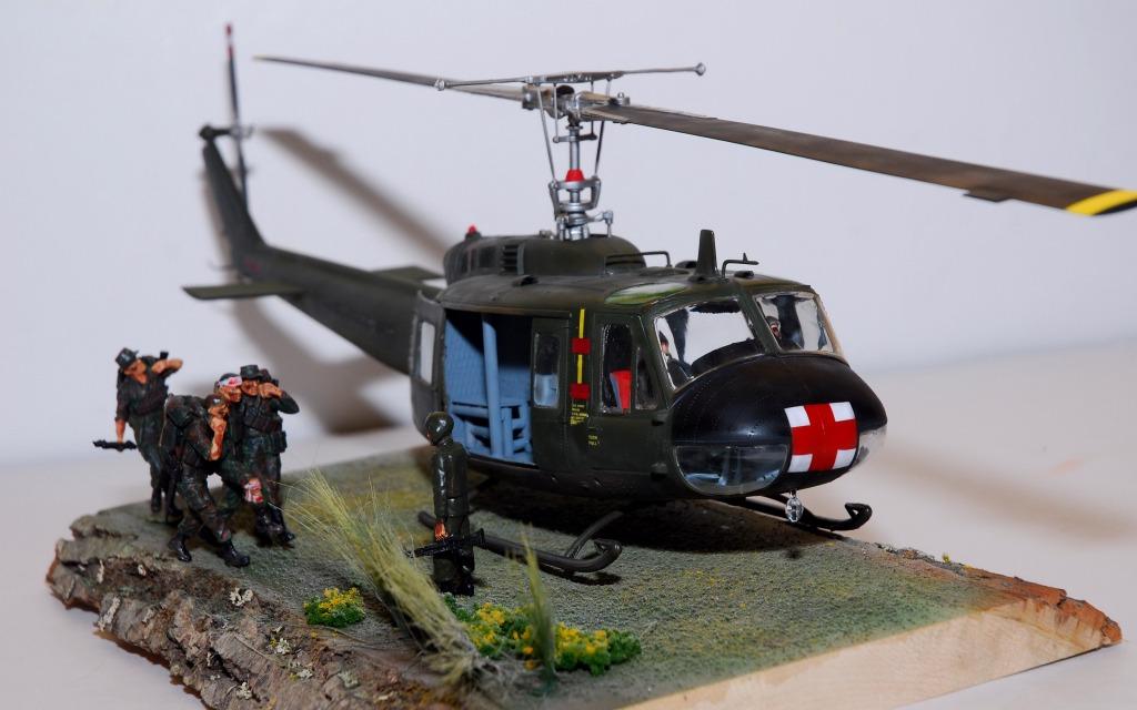 Revell UH-1D Huey Gunship Model Kit customer photo 1