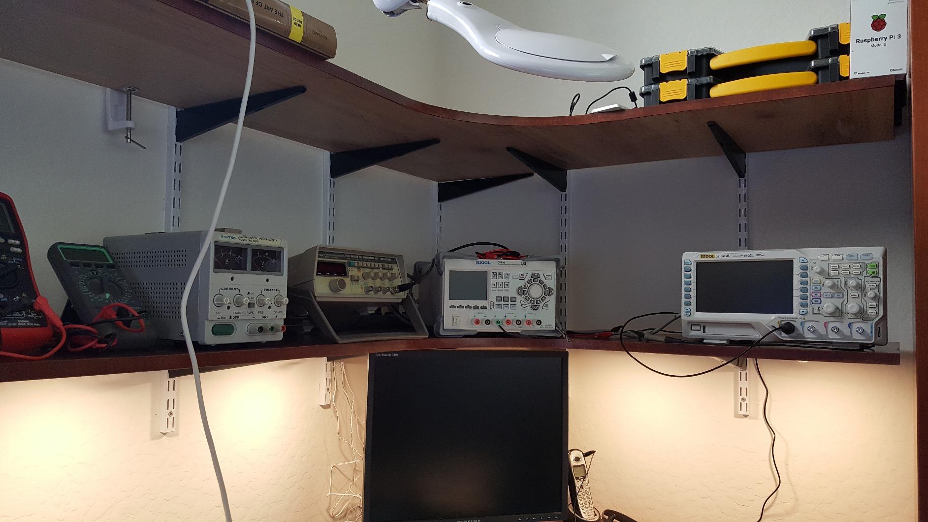 Rigol DS1054Z Digital Oscilloscope, 50MHz, 4 Channel, 1GSa/s, Best Value | Ideal for students & hobbyists, 1GSa/s real-time sample rate, 24Mpts memory depth, professional desktop lab design customer photo 2