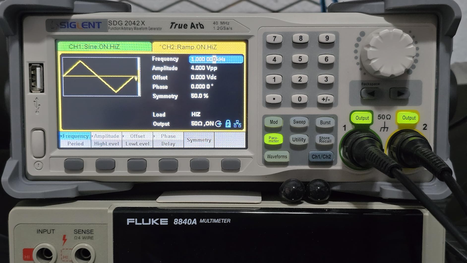 Siglent Technologies SDG2042X Arbitrary Waveform Function-Generators, 40 MHz customer photo 1