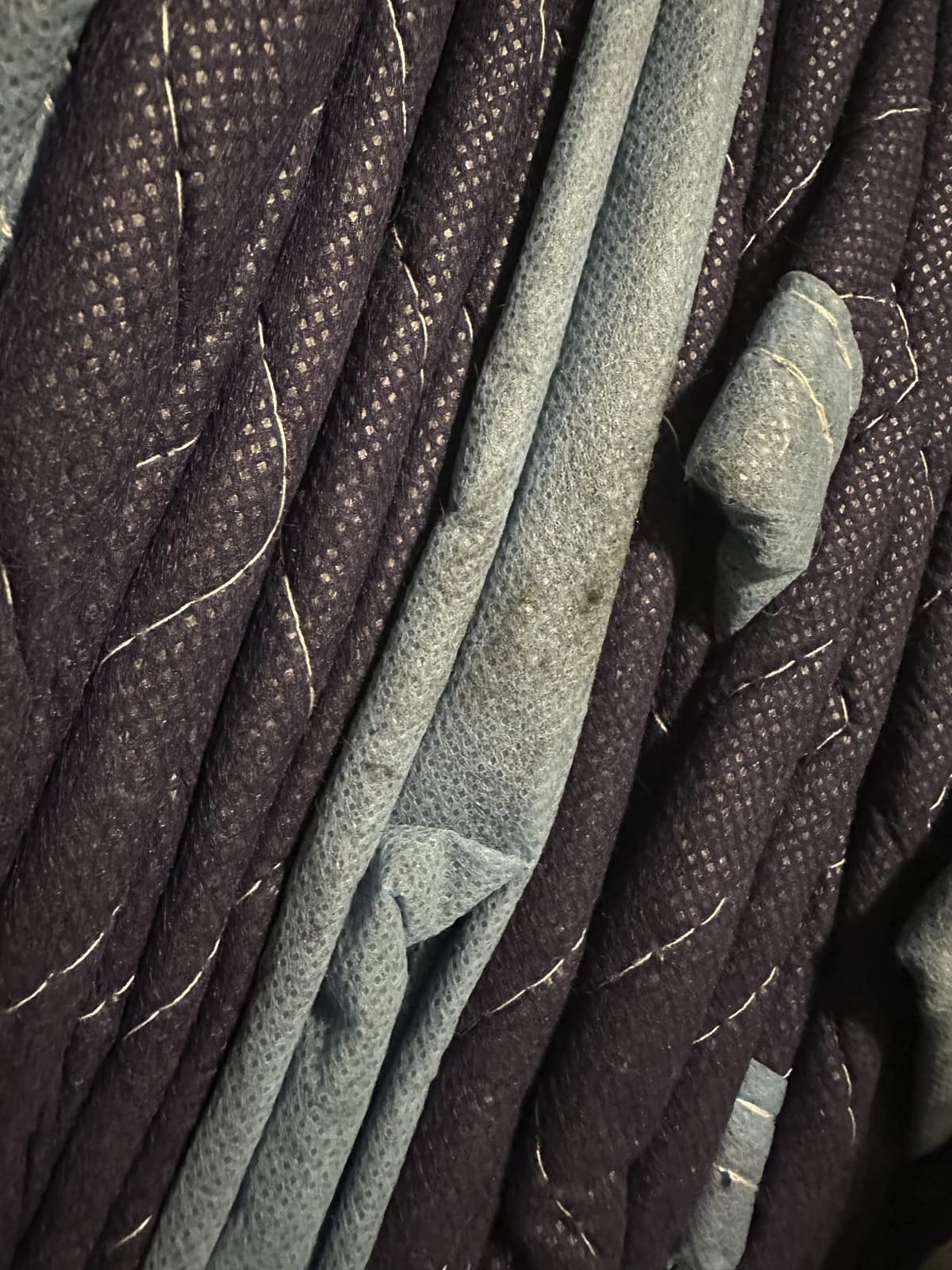 Sure-Max 12 Moving & Packing Blankets - Deluxe Pro - 80