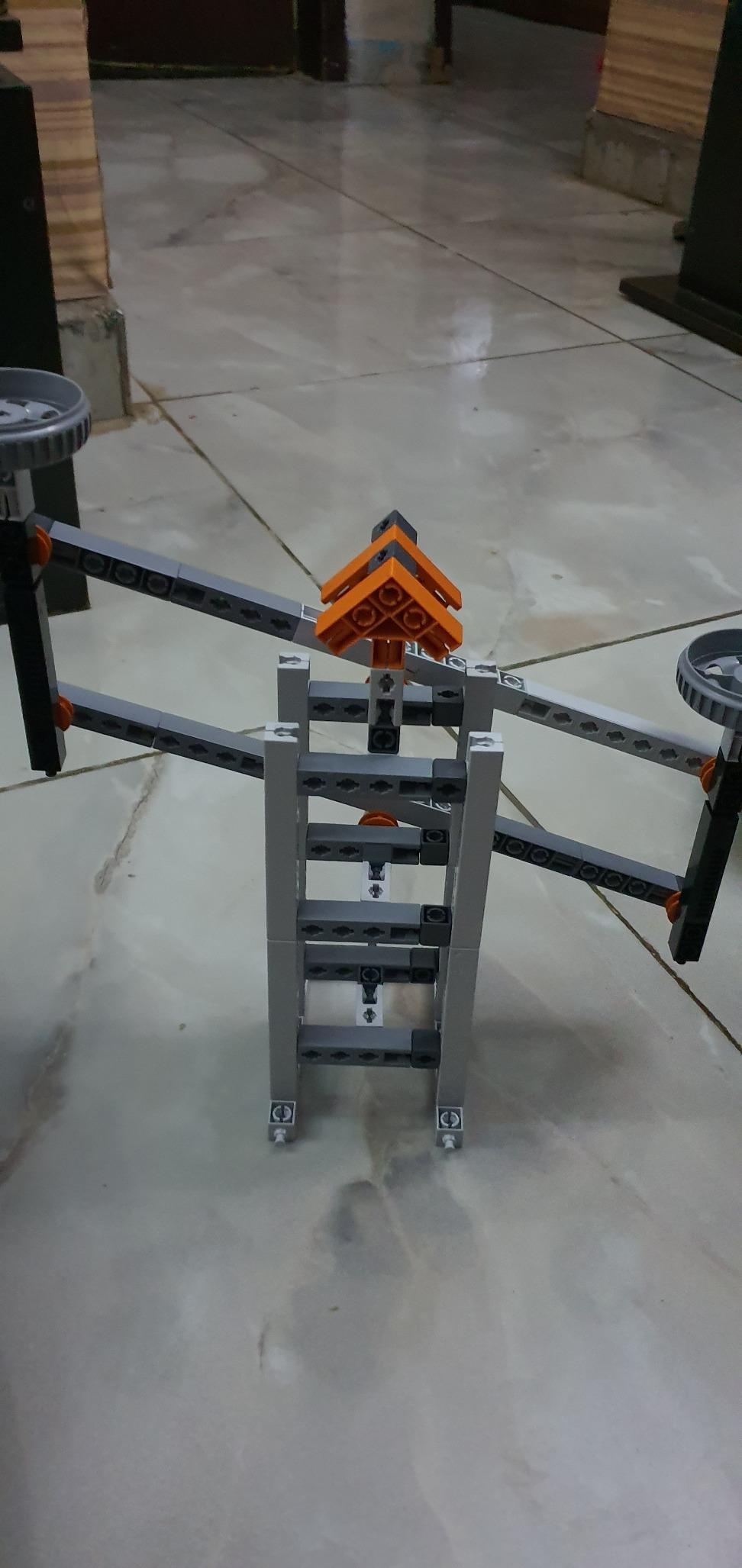 Engino STEM Toys, Mechanics: Levers, Linkages & Structures, Engineering Kits for Kids 9+, Gifts for Boys & Girls, Educational Building Toys, Fun Kids Activities (16 Model Options) customer photo 1