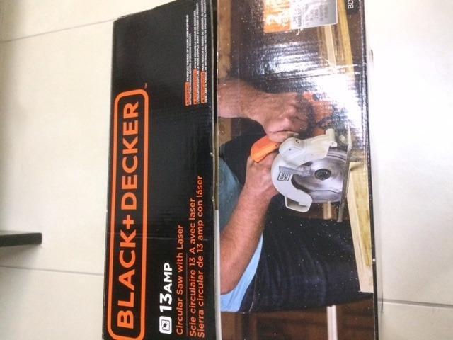 BLACK+DECKER 7-1/4-Inch Circular Saw with Laser, 13-Amp (BDECS300C) customer photo 1