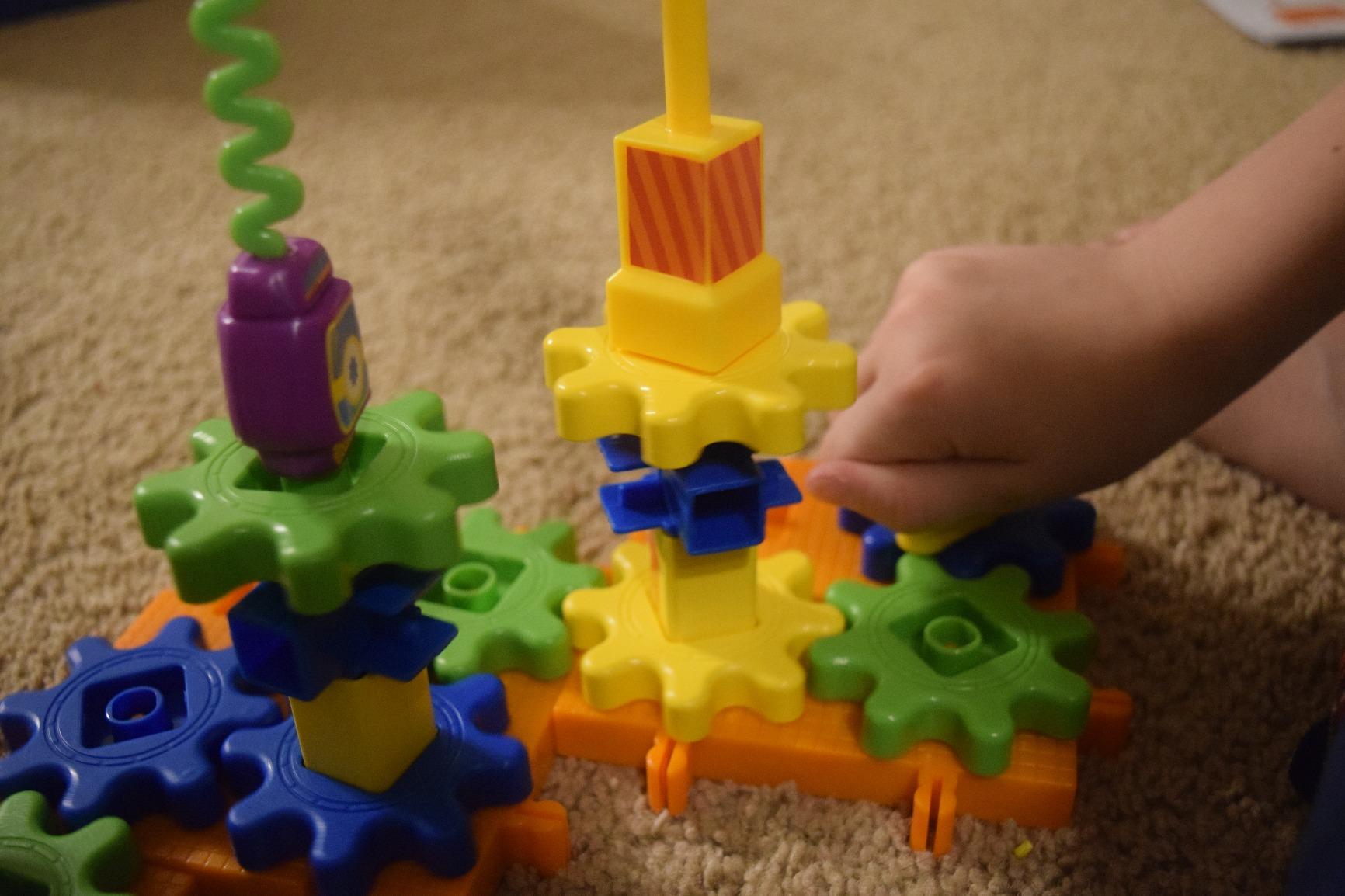 Learning Resources Gears! Gears! Gears! Space Explorers Building Set - 77 Pieces, Ages 4+, STEM Activities, Fine Motor Skills, Toddler Explorer Kit, Science and Construction, Boys and Girls Gifts customer photo 1