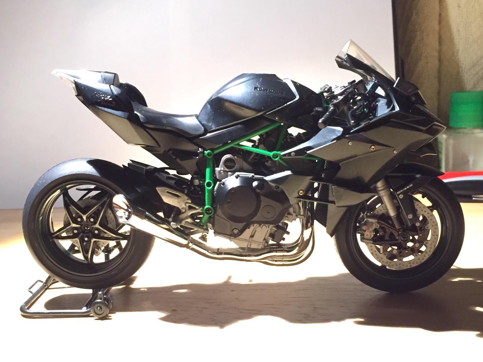 Tamiya 14131 1/12 Kawasaki Ninja H2R Plastic Model Plastic Model Kit customer photo 1