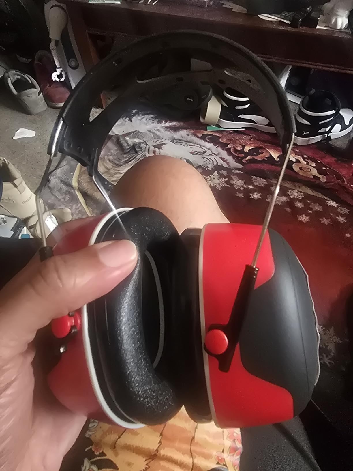 3M Pro-Grade Earmuff, Noise Reduction customer photo 2