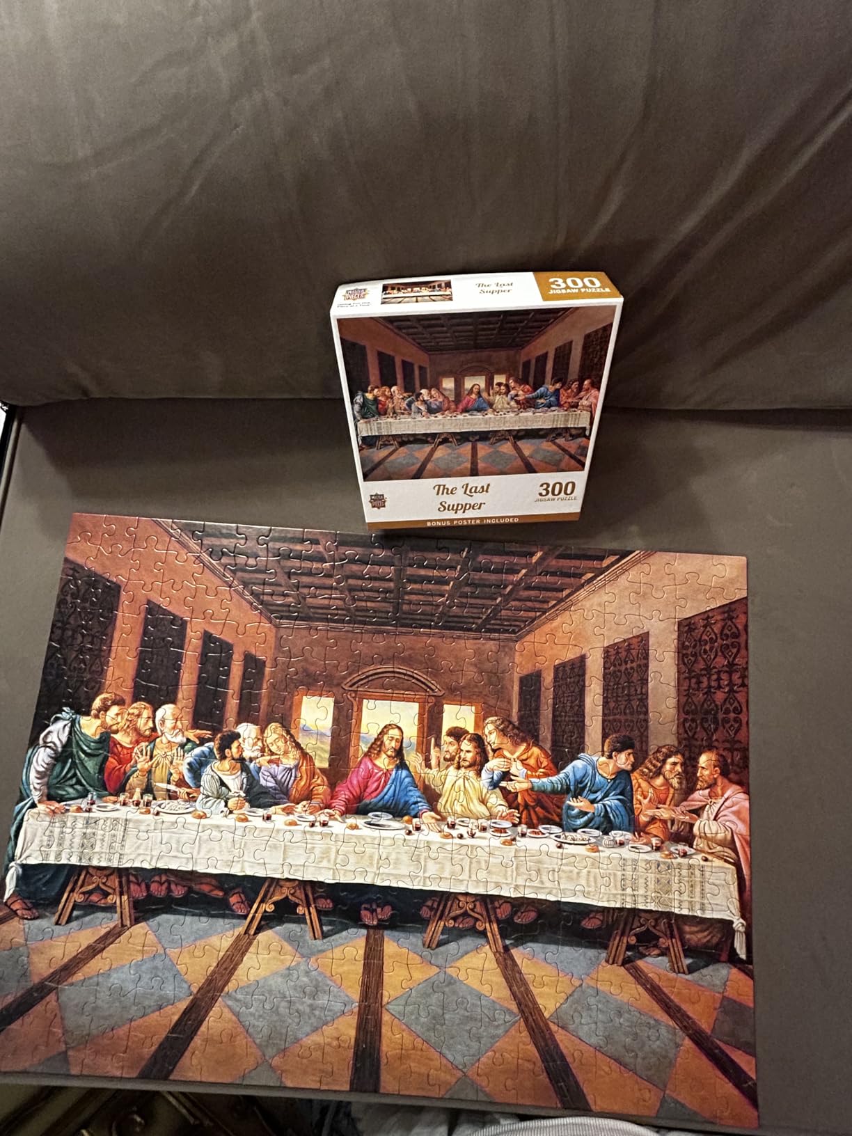 Lavievert 1500 Piece Jigsaw Puzzle Board with Padded Cover, Portable Case with 6 Sorting Trays & Detachable Board, Puzzle Caddy Storage Saver with Non-Slip Surface for Adults customer photo 1