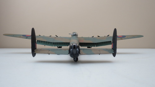 Airfix A08013A Avro Lancaster B.III - 1:72 Scale WW2 Military Aircraft Model Kit customer photo 2