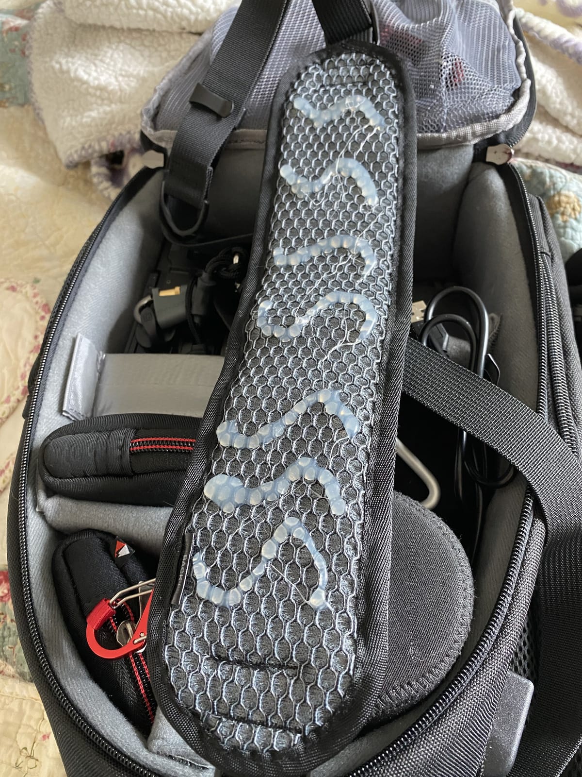 BLACKRAPID RS-4 Retro Classic, Original Camera Sling Design, Strap for DSLR, SLR and Mirrorless Cameras, for Right-Handed and Left-Handed Photographers, with On-The-Fly Sling Length Adjuster customer photo 2