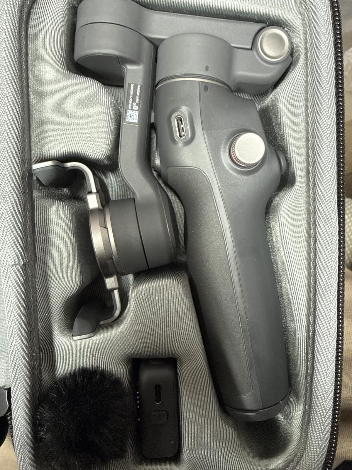 DJI Osmo Mobile 7P Gimbal Stabilizer for iPhone & Android, Native Tracking | Lighting, 3-Axis Phone Gimbal, Quick Launch, One-Tap Edit, Built-in Extension Rod & Tripod, 10hrs Use, Phone Charging customer photo 2