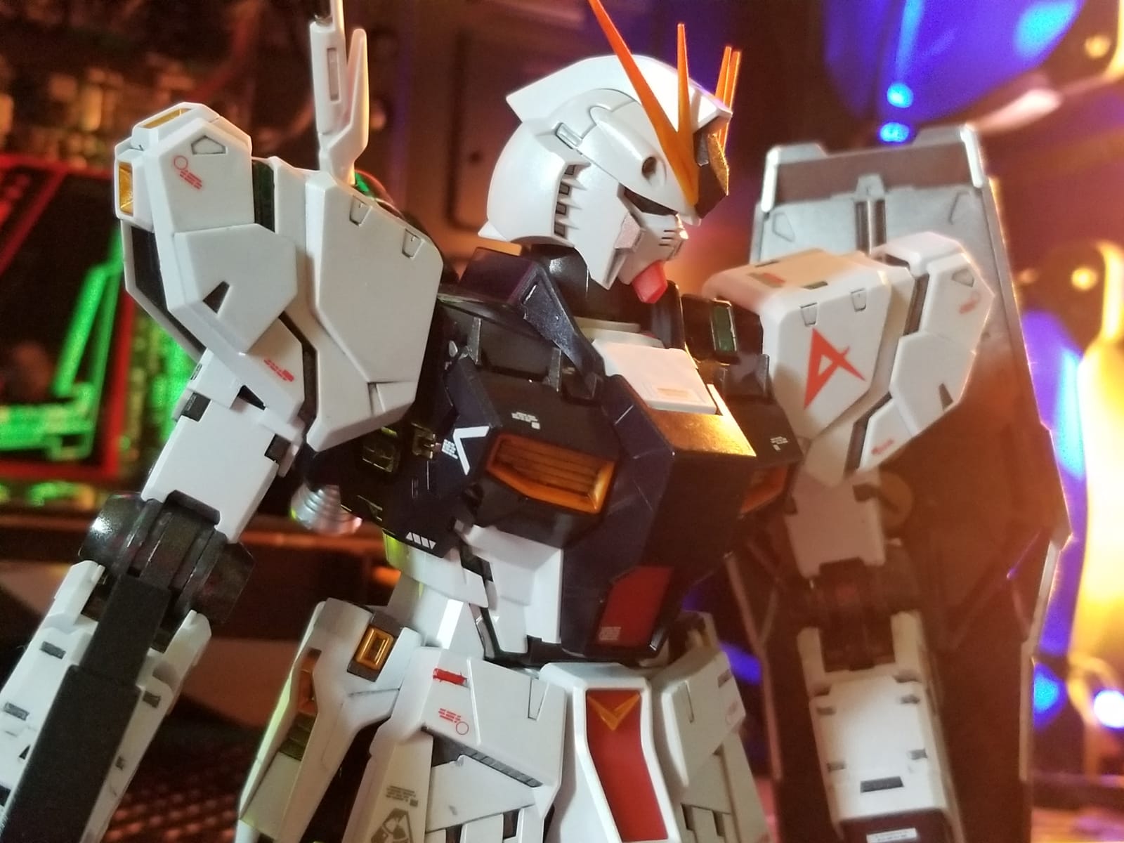 Bandai 5055454 Rx-93 Nu Gundam (Ver. Ka) MG Model Kit, from Char's Counterattack customer photo 1