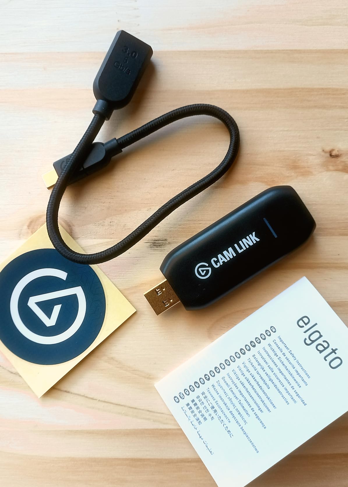 Elgato Cam Link 4K Capture Card for DSLR, Camcorder, Action Cam | HDMI to USB 3.0, Stream in 1080p60 or 4K30/60, Ultra-low latency, Works with OBS, Zoom, Discord, PC/Mac/iPad compatible customer photo 1