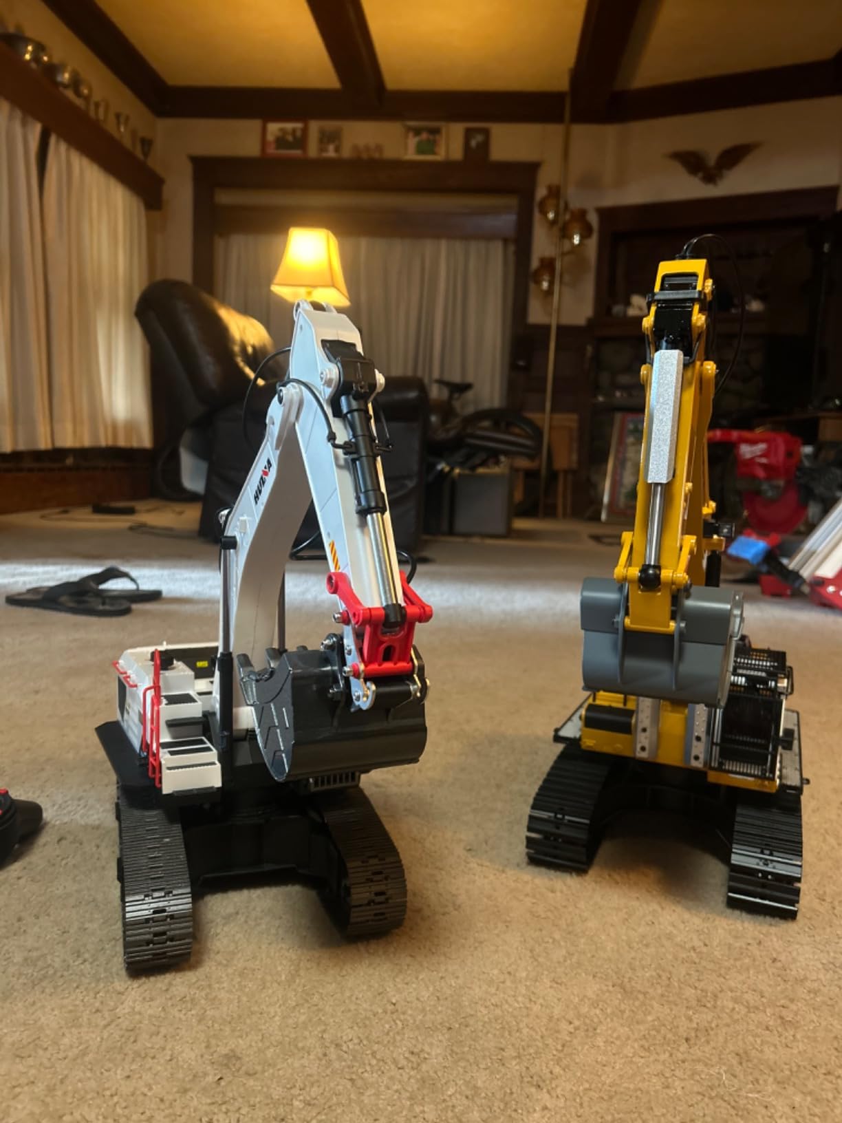 RC Excavator Huina 1594 for Adults 1:14 Toy 28 Channel 2026 Model | Digger Construction Vehicle, 4 Attachments, 2 Rechargeable Batteries, Lights & Sounds, Remote Control Crawler customer photo 1