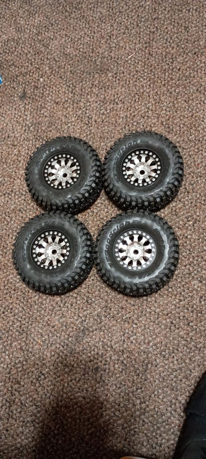 Pro-Line Racing Class 1 BFG KM3 1.9 4.19 OD Predator F/R PRO1015203 RC Tire customer photo 2
