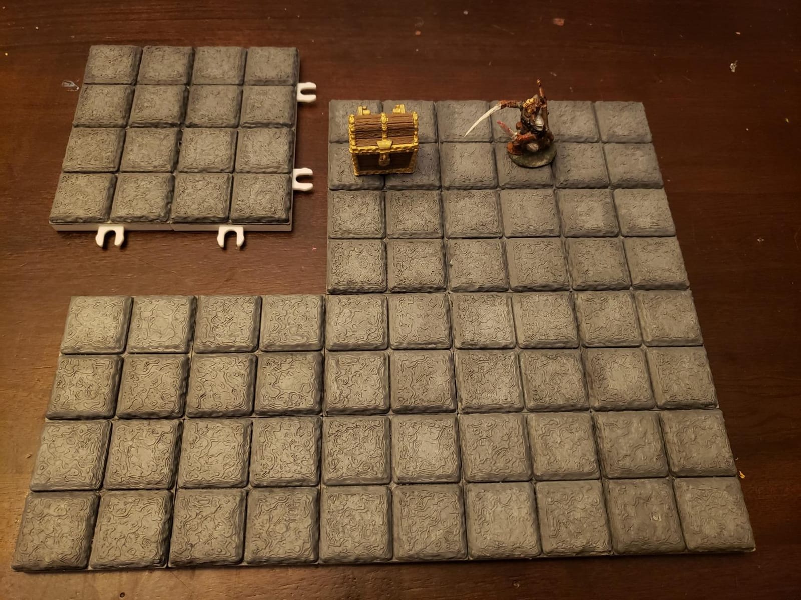 EnderToys Locking Dungeon Tiles - Floor Tiles (20x Pieces), Terrain Scenery Tabletop 28mm Miniatures Role Playing Game, 3D Printed Paintable customer photo 2