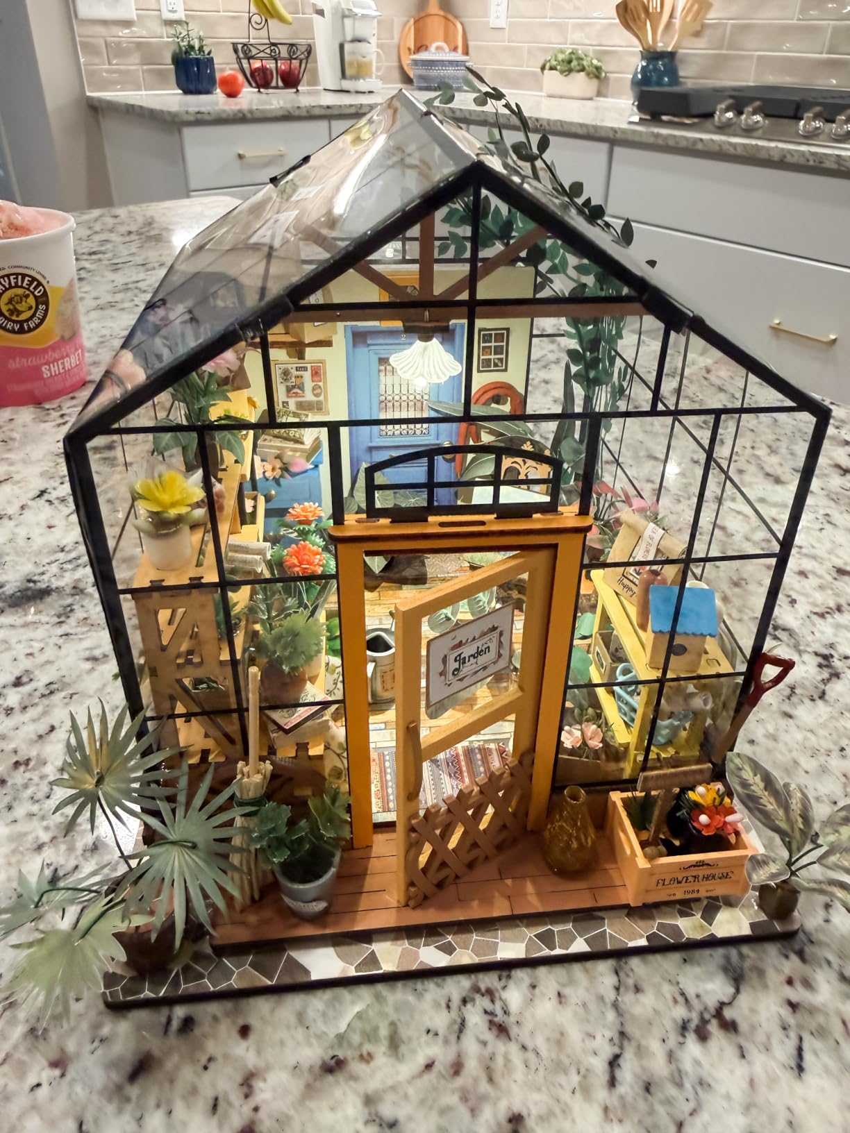 Rolife DIY Miniature Greenhouse Kits for Adults - Cathy's Flower House customer photo 1