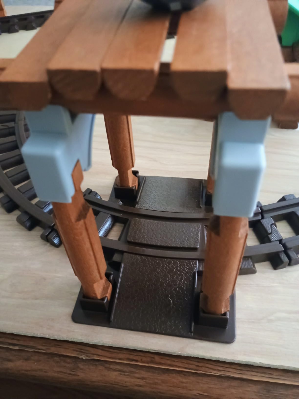 Lincoln Logs - Sawmill Express Train - 101 Parts - Real Wood Logs - Buildable Train Track - Ages 3+ customer photo 2