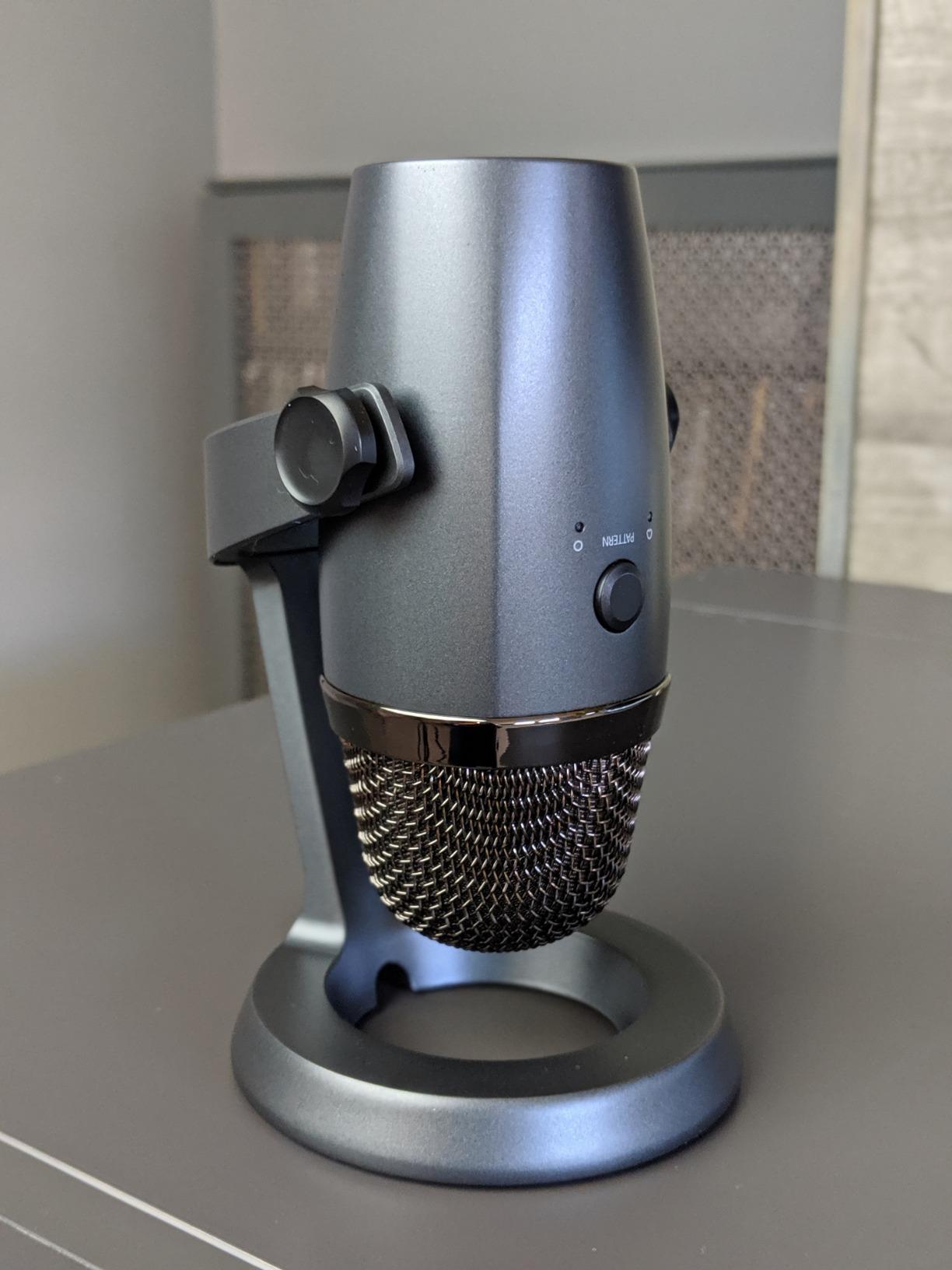 Logitech for Creators Blue Yeti Nano USB Microphone for Gaming, Streaming, Podcasting, Twitch, YouTube, Discord, Recording for PC and Mac, Plug & Play - Blackout customer photo 1