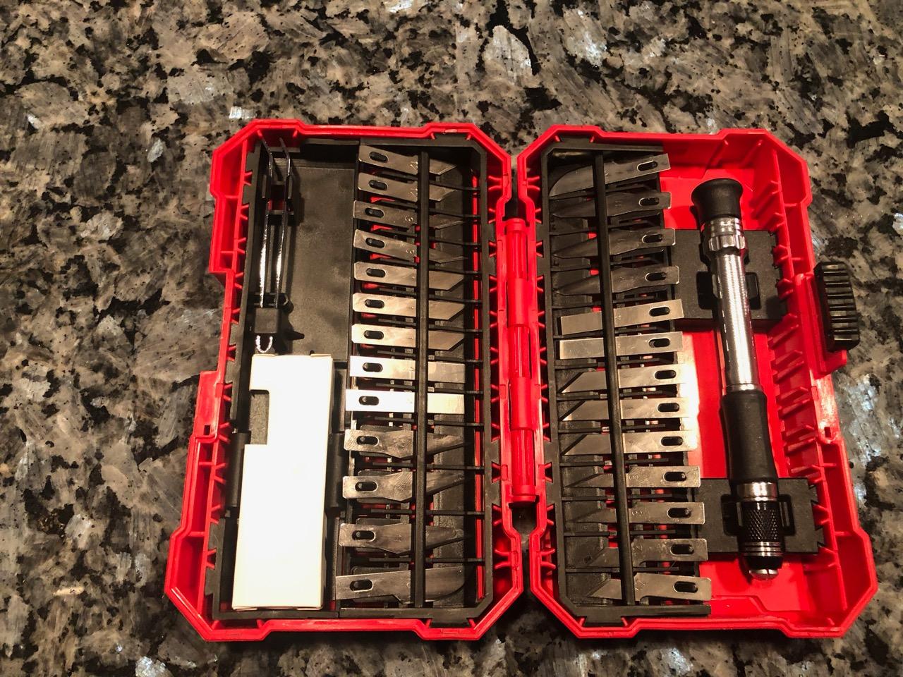 Amazon Basics 29-Piece Precision Hobby Knife Set with Razor-Sharp Blades, Modeling Tools, Anti-Slip Rubber Grip, Black, Silver, Red customer photo 2