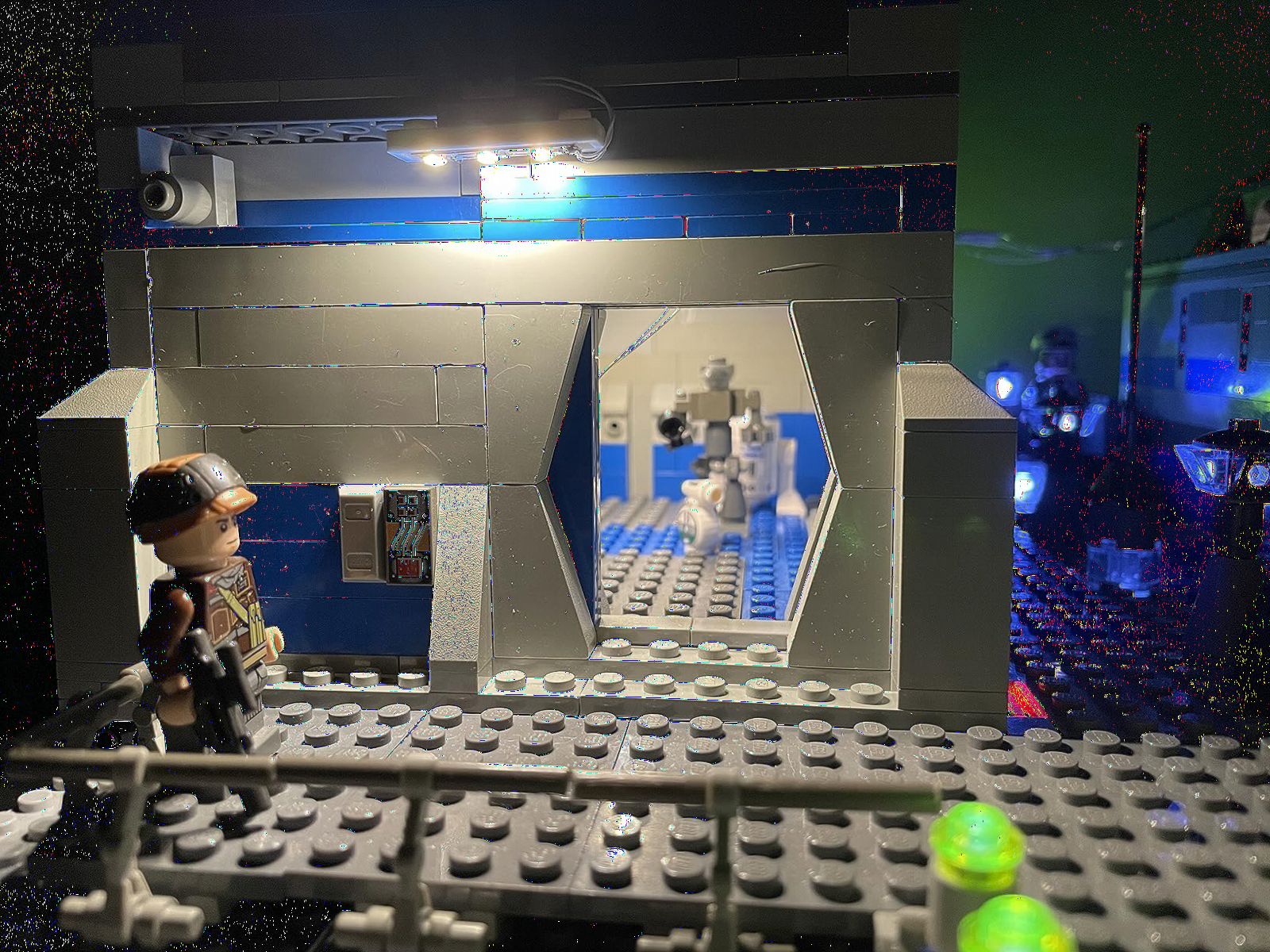 1 Pack X LED Down Lights (USB Powered Brick Warm White LED), Compatible with Lego Bricks or Major Brand Bowerful customer photo 2
