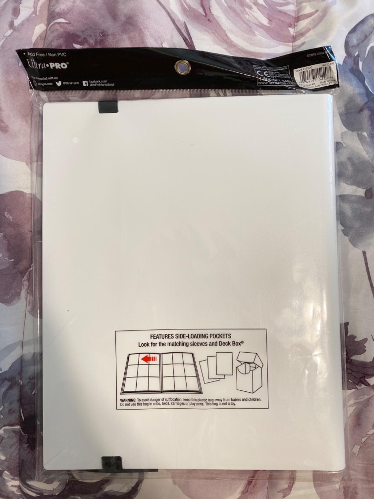 Ultra Pro E-15219 Eclipse 9-Pocket PRO-Binder-Jet Black customer photo 1