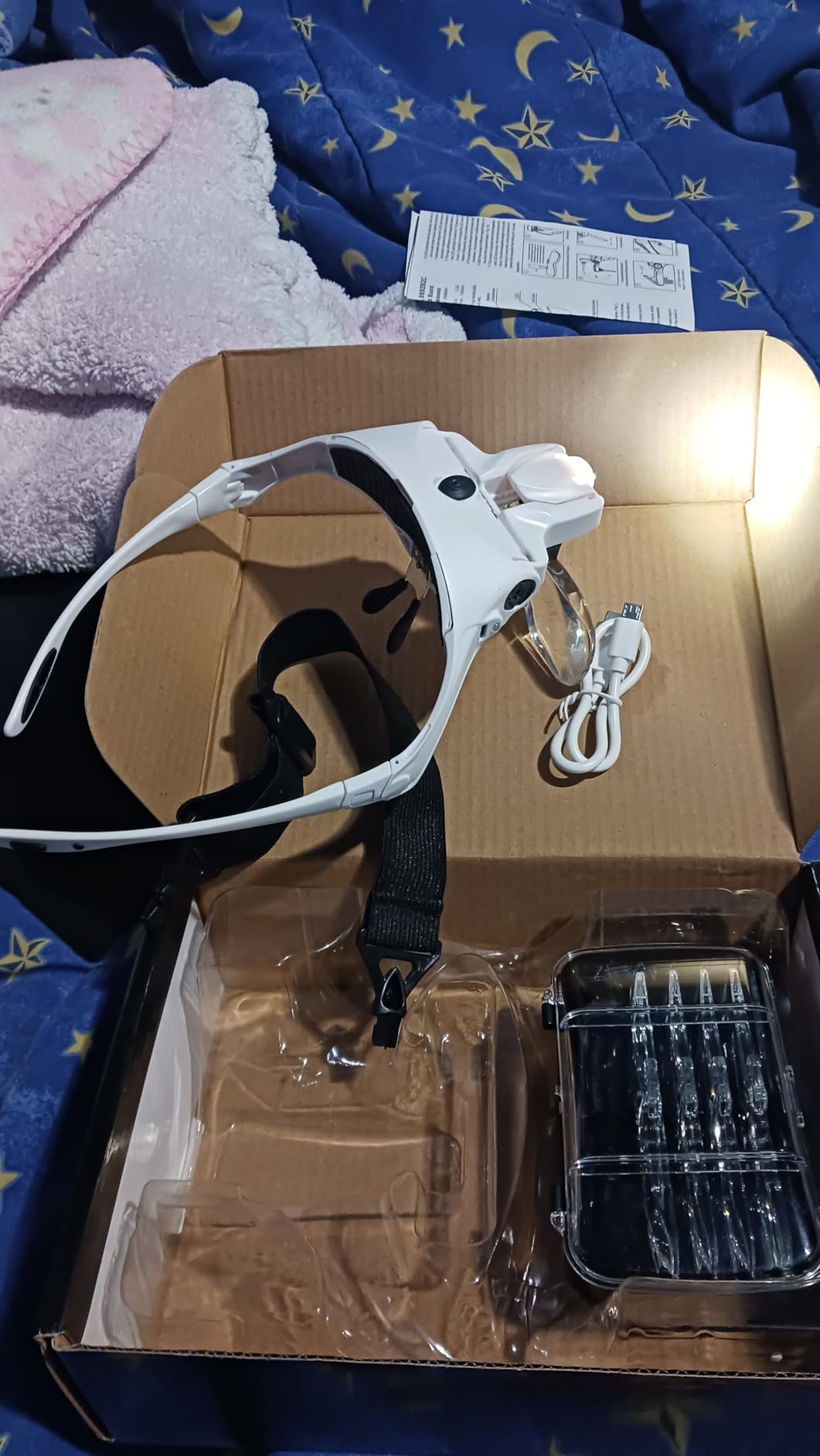 Rechargeable Lighted Headband Magnifier - Hands-Free Magnifying Tool for Jewelry, Eyelash Extensions, Watch Repair, Cross Stitch and Crafts customer photo 1