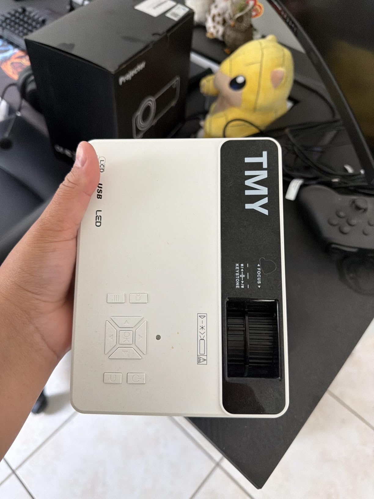 TMY 1080P Mini Portable Projector, 2-way Bluetooth, with 80in Screen customer photo 1