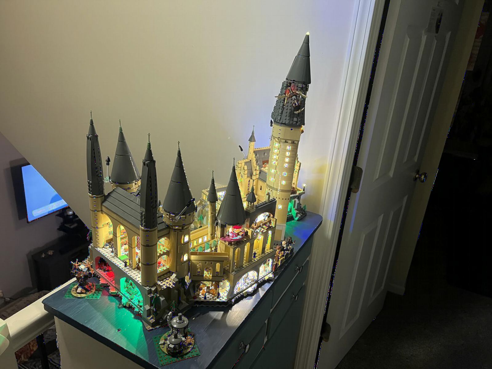 Led Lighting Kit for Harry Potter Hogwart's Castle - Compatible with Lego 71043 Building Blocks Model - Not Include The Lego Set customer photo 1