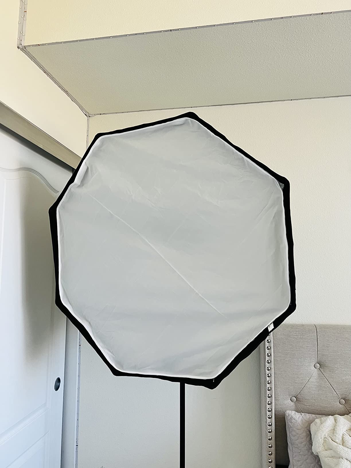 NEEWER 37.5inches/95centimeters Octagon Softbox with Carrying Bag | Compatible with Speedlite, Studio Flash, Portable Umbrella Soft Box for Photo Studio Portrait Product Photography customer photo 2