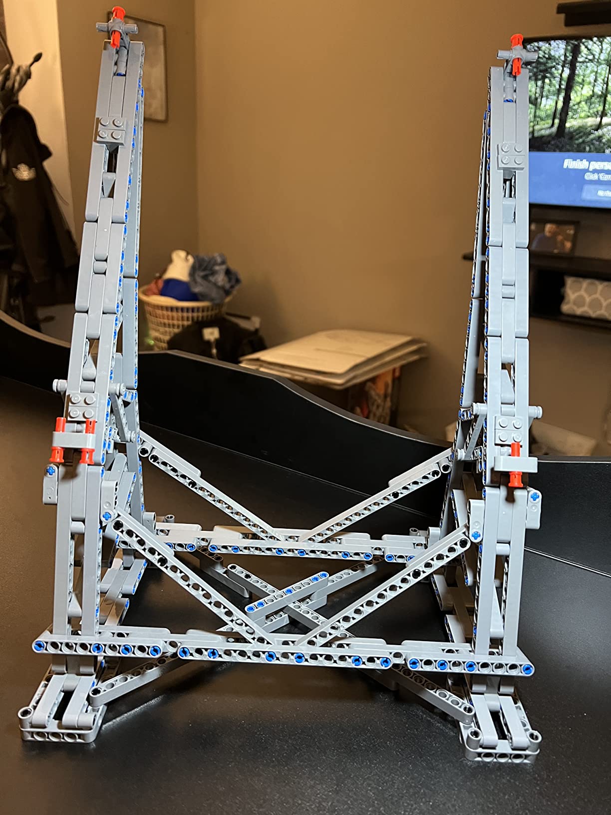 Millennium Falcon Vertical Display Bracket for Lego 75192 Starship Model, Sturdy Stand Building Kit, Best Gift and Movie Collectible for Adults(408 PCS) customer photo 1
