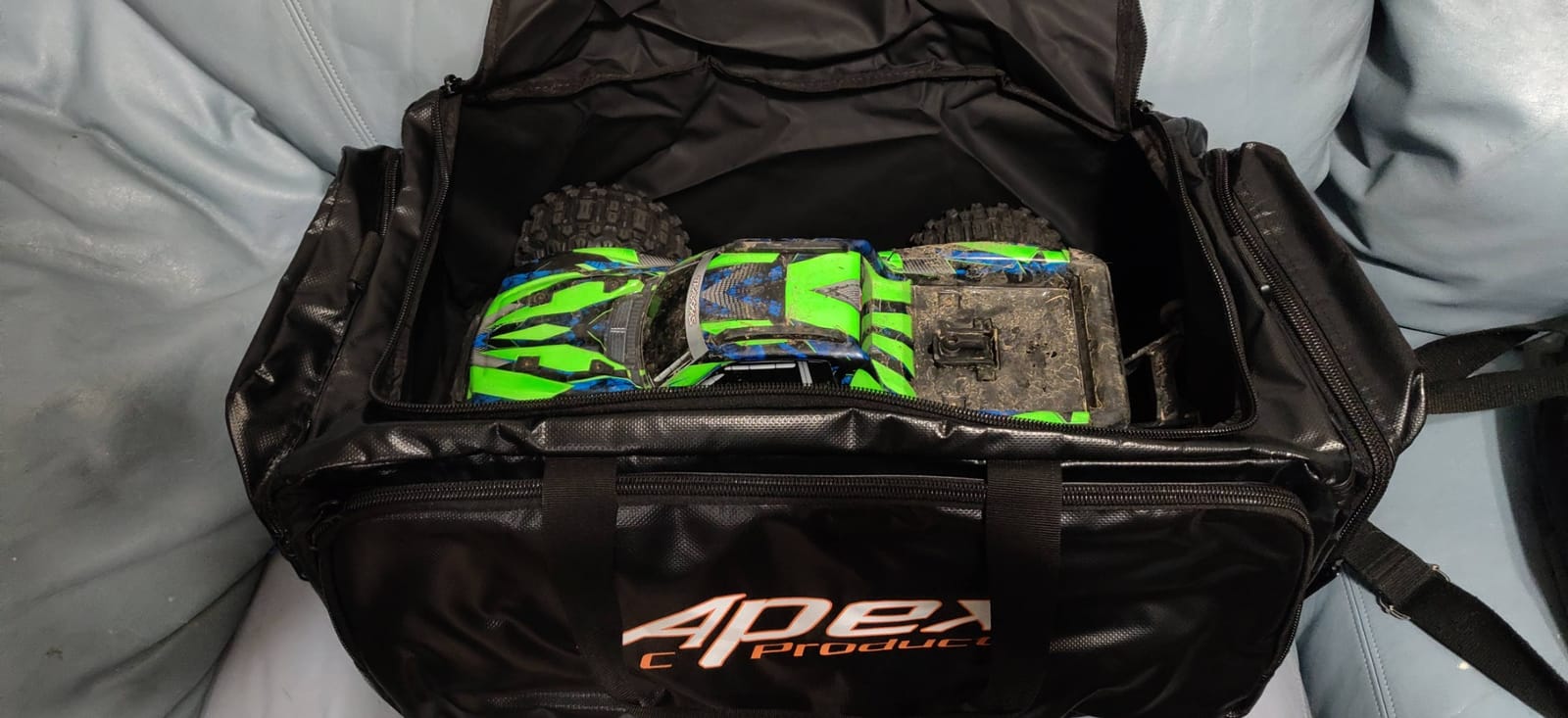 Apex RC Products 1/10-1/8 Car Truck Buggy Hauler Travel Carry Bag #9900 customer photo 1