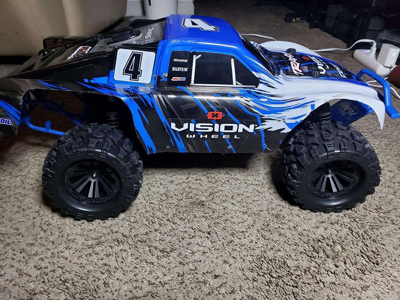 RC Station 12mm Hex RC Wheels and Tires 1/10 Scale 2.8 RC Truck Tires Wheels for Traxxas Rustler Stampede Hoss 2wd 4x4 vxl, Arrma, Redcat Volcano, Preglued customer photo 1