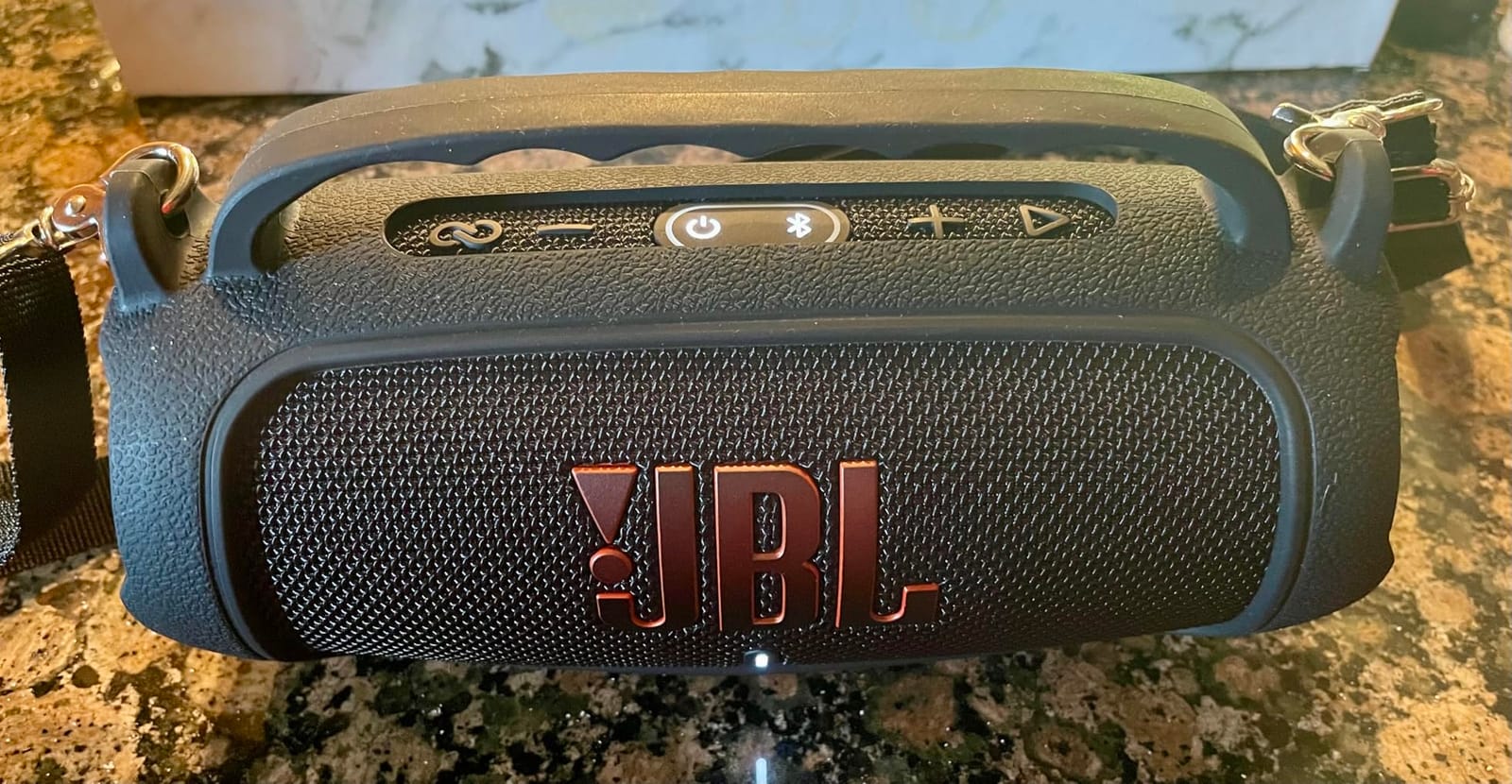 JBL Charge 5 - Portable Waterproof Speaker - Black customer photo 2