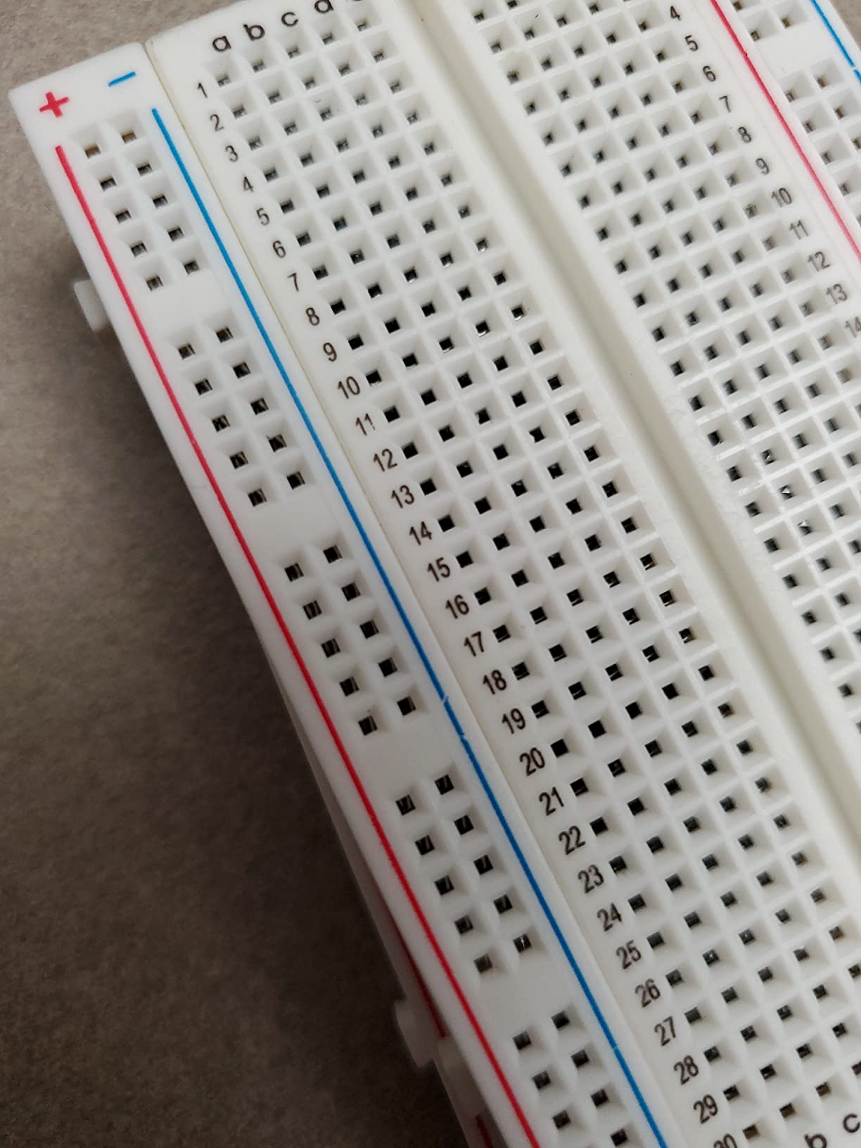 BOJACK 3 Values 130 Pcs Solderless Breadboard 4 Pcs 830 Tie Points & 400 Tie Points & 126 Pcs Flexible Breadboard Jumper Wires customer photo 2